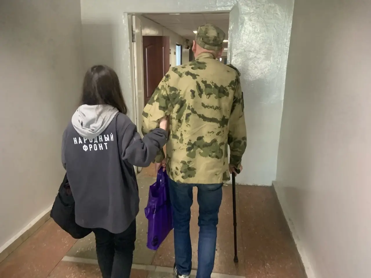 Волонтёры нашего проекта оказывают системную поддержку бойцу с нарушением зрения